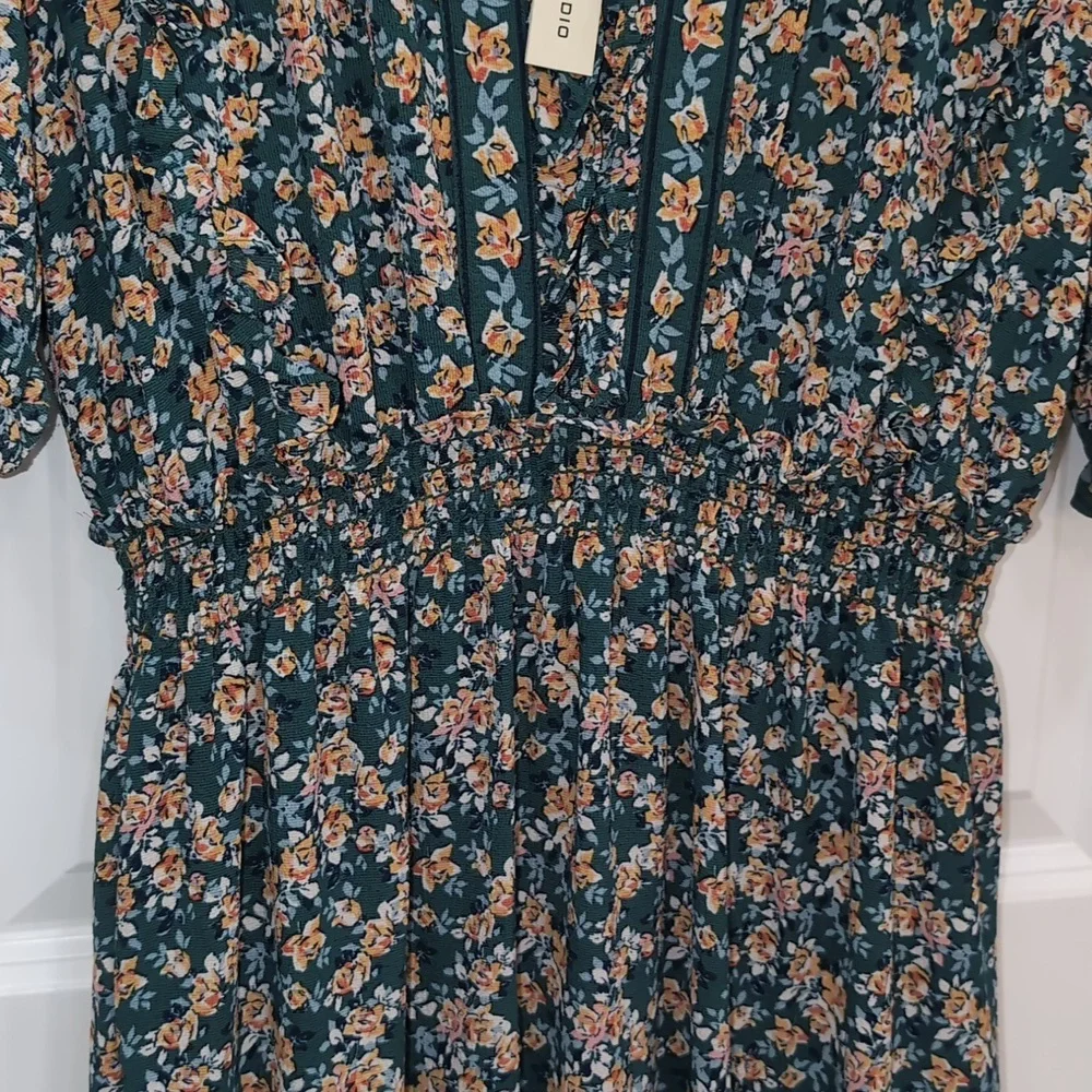 Floral Dress - Picture 6 of 9